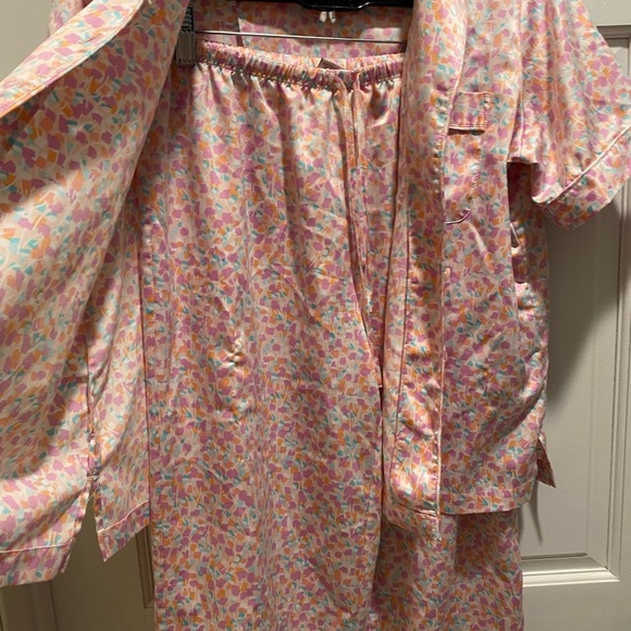 Cabernet Colorful Pajamas - Picture 2 of 4